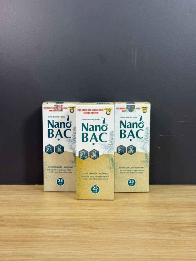 Xịt Họng Nano Bạc